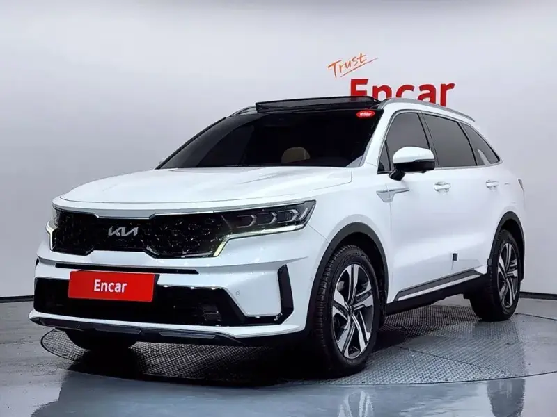 2023 Kia Sorento с пробегом 61 929 км