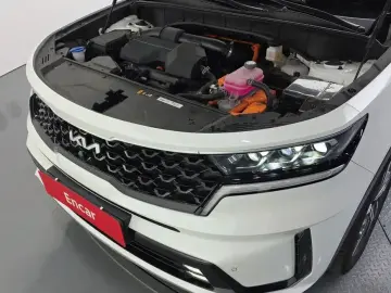 2023 Kia Sorento с пробегом 55 606 км
