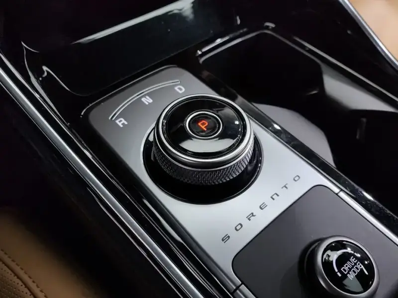 2023 Kia Sorento с пробегом 61 929 км