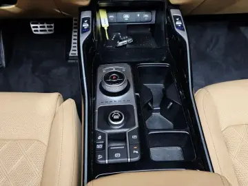 2023 Kia Sorento с пробегом 49 772 км