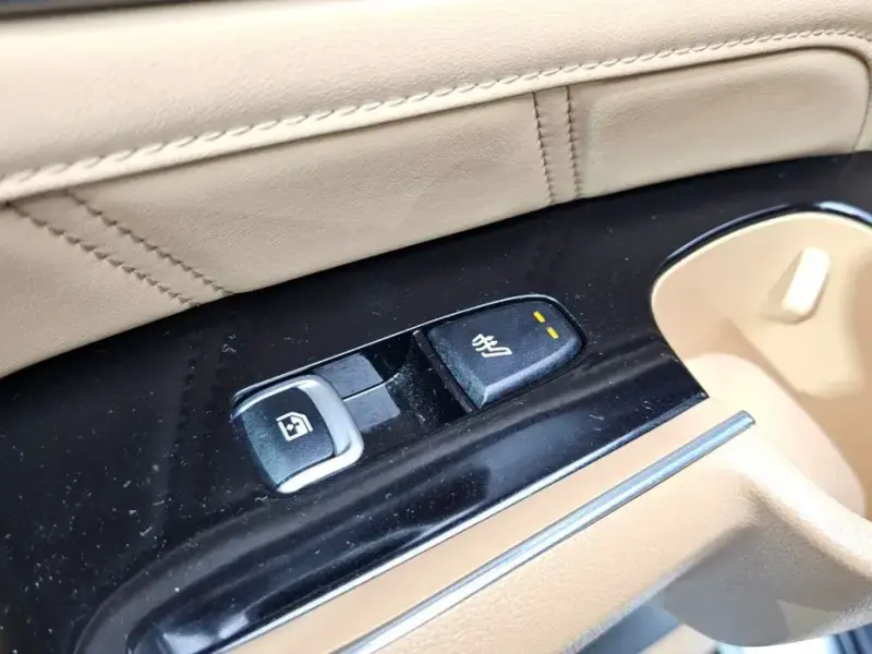 2023 Kia Sorento с пробегом 49 772 км