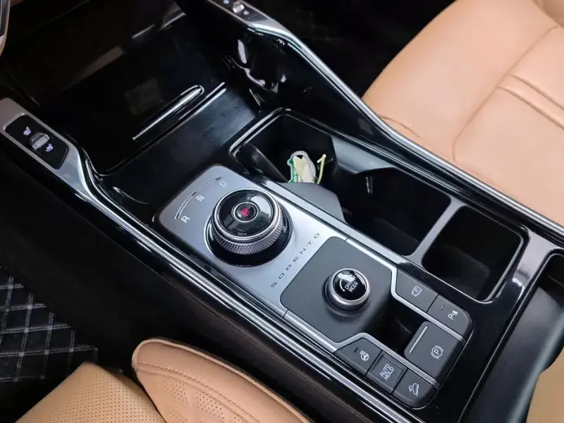 2022 Kia Sorento с пробегом 118 241 км