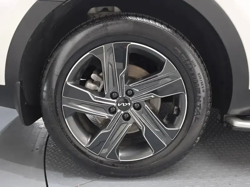 2023 Kia Sorento с пробегом 52 176 км