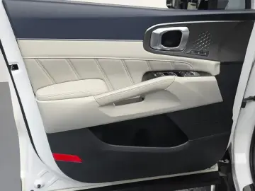 2023 Kia Sorento с пробегом 52 176 км