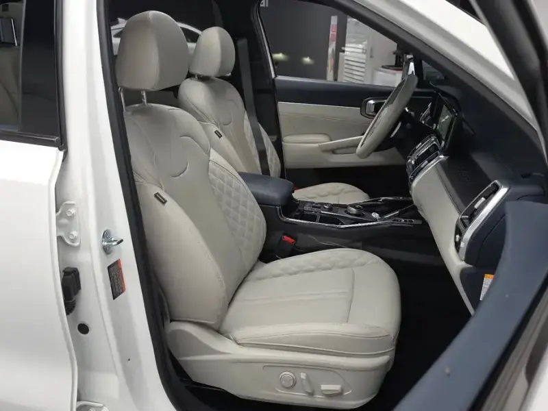 2023 Kia Sorento с пробегом 52 176 км