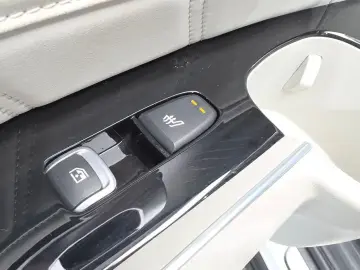 2023 Kia Sorento с пробегом 52 176 км