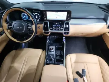 2022 Kia Sorento с пробегом 70 192 км