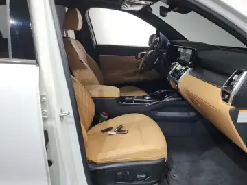 2022 Kia Sorento с пробегом 70 192 км