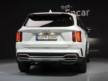 2023 Kia Sorento с пробегом 42 686 км