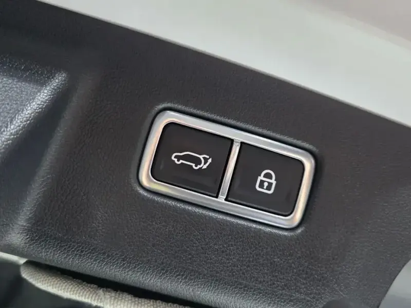 2023 Kia Sorento с пробегом 42 686 км