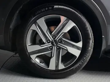 2022 Kia Sorento с пробегом 79 935 км