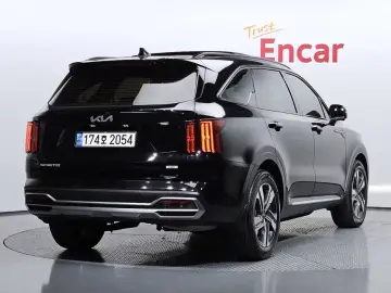 2023 Kia Sorento с пробегом 51 497 км