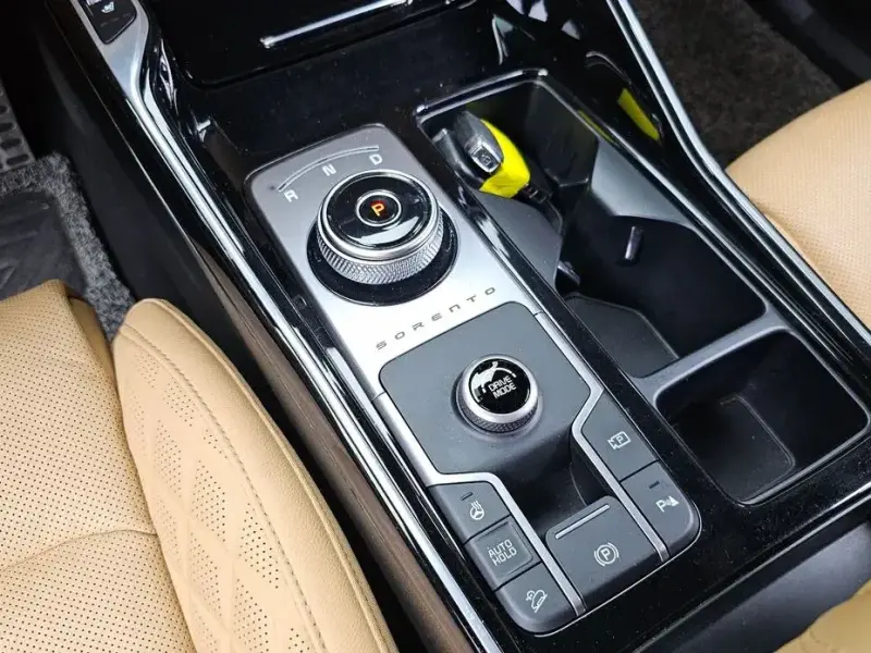2022 Kia Sorento с пробегом 32 323 км