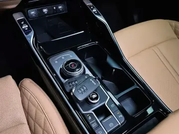 2023 Kia Sorento с пробегом 51 497 км