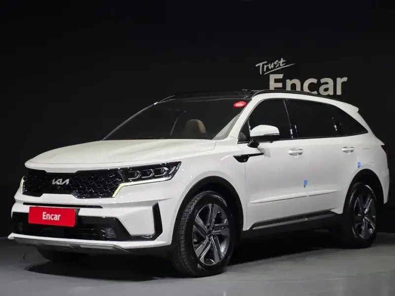 2023 Kia Sorento с пробегом 66 551 км