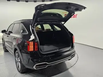 2023 Kia Sorento с пробегом 51 497 км