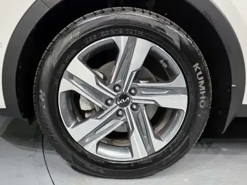 2023 Kia Sorento с пробегом 66 551 км