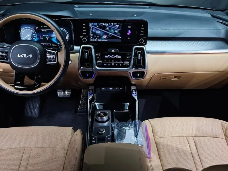 2022 Kia Sorento с пробегом 10 079 км