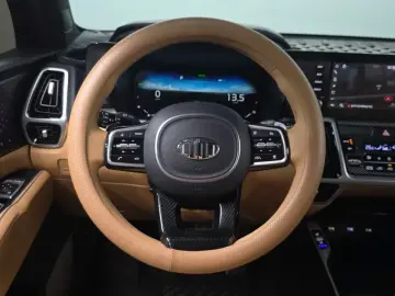 2020 Kia Sorento с пробегом 33 011 км