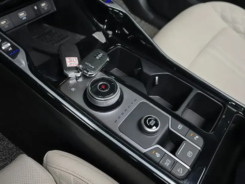2022 Kia Sorento с пробегом 40 327 км