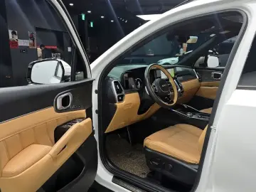 2022 Kia Sorento с пробегом 60 728 км