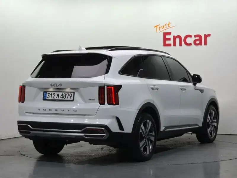 2022 Kia Sorento с пробегом 53 215 км