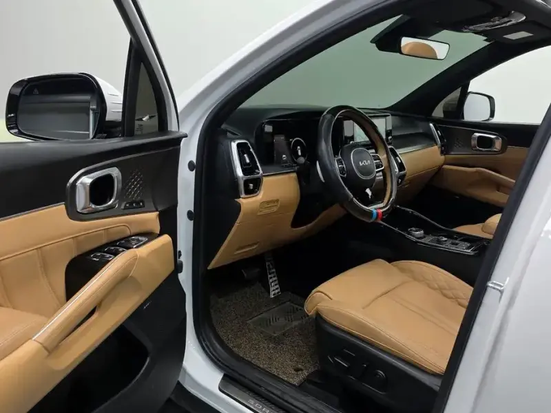 2022 Kia Sorento с пробегом 53 215 км