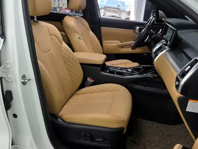 2022 Kia Sorento с пробегом 53 215 км