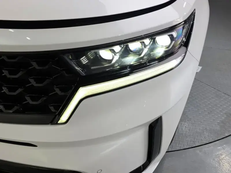 2022 Kia Sorento с пробегом 53 215 км