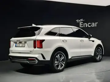 2023 Kia Sorento с пробегом 21 394 км