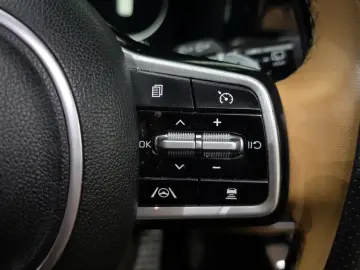 2022 Kia Sorento с пробегом 53 215 км