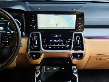 2023 Kia Sorento с пробегом 21 394 км