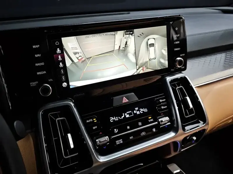 2023 Kia Sorento с пробегом 21 394 км