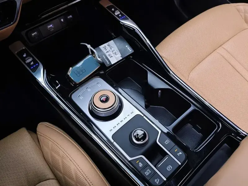 2022 Kia Sorento с пробегом 64 100 км