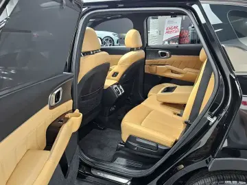 2022 Kia Sorento с пробегом 64 100 км