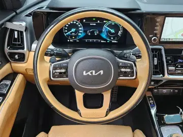 2022 Kia Sorento с пробегом 64 100 км