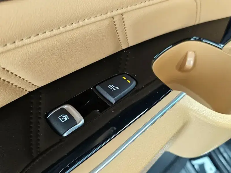 2022 Kia Sorento с пробегом 64 100 км