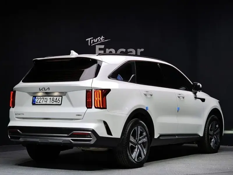 2023 Kia Sorento с пробегом 47 214 км