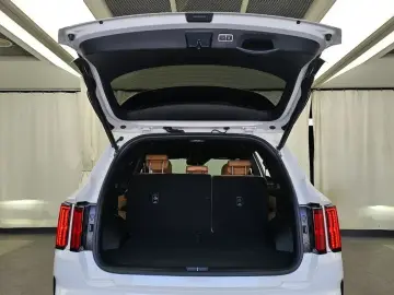 2023 Kia Sorento с пробегом 47 214 км