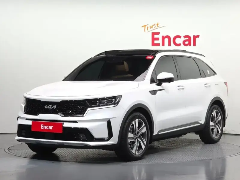 2023 Kia Sorento с пробегом 10 630 км