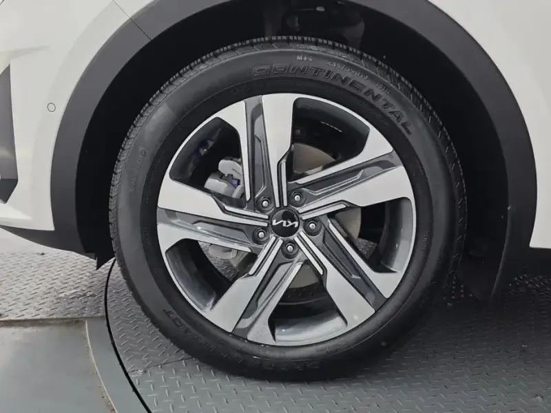 2023 Kia Sorento с пробегом 10 630 км