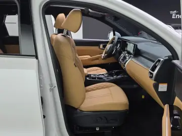 2023 Kia Sorento с пробегом 10 630 км
