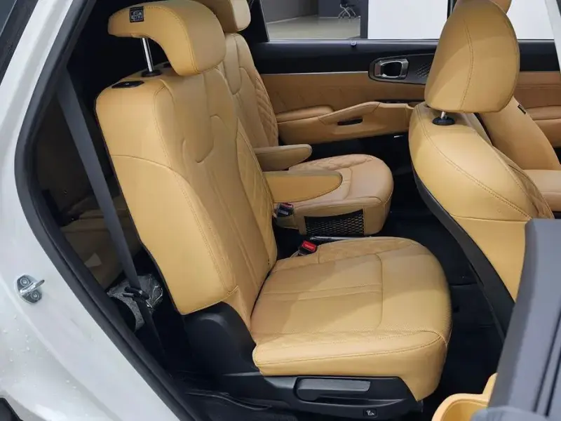 2023 Kia Sorento с пробегом 78 294 км