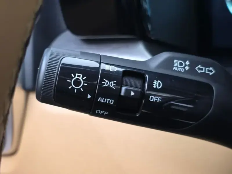 2023 Kia Sorento с пробегом 10 630 км