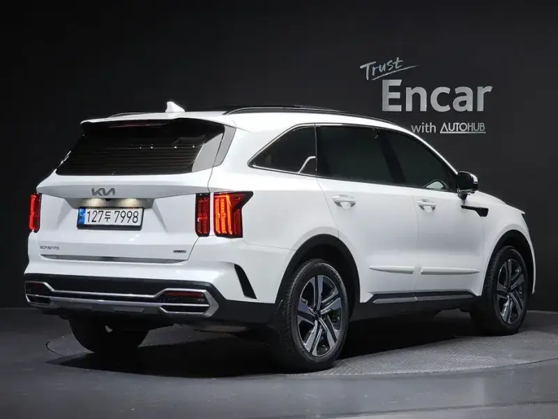 2023 Kia Sorento с пробегом 51 065 км