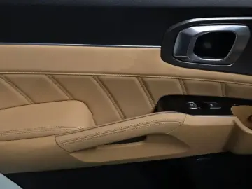 2023 Kia Sorento с пробегом 10 630 км
