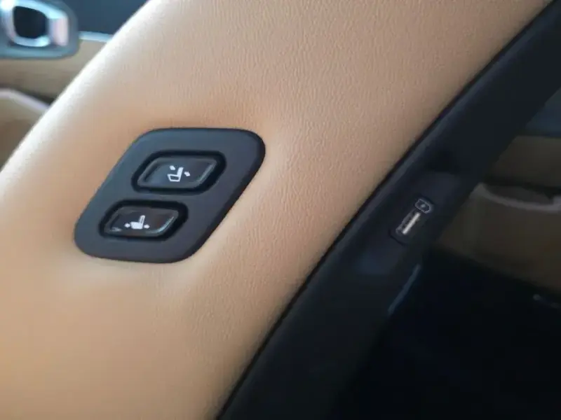 2023 Kia Sorento с пробегом 10 630 км