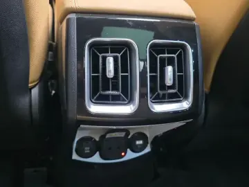 2023 Kia Sorento с пробегом 10 630 км