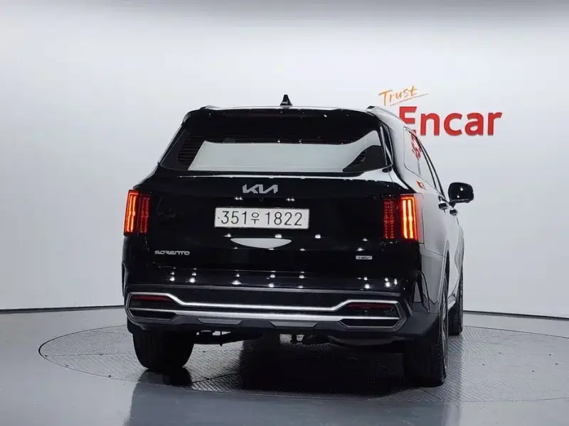 2023 Kia Sorento с пробегом 46 135 км