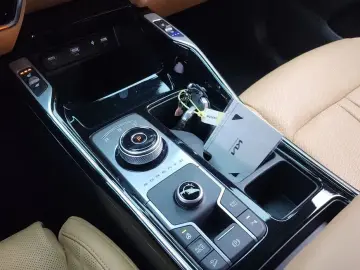 2023 Kia Sorento с пробегом 46 135 км